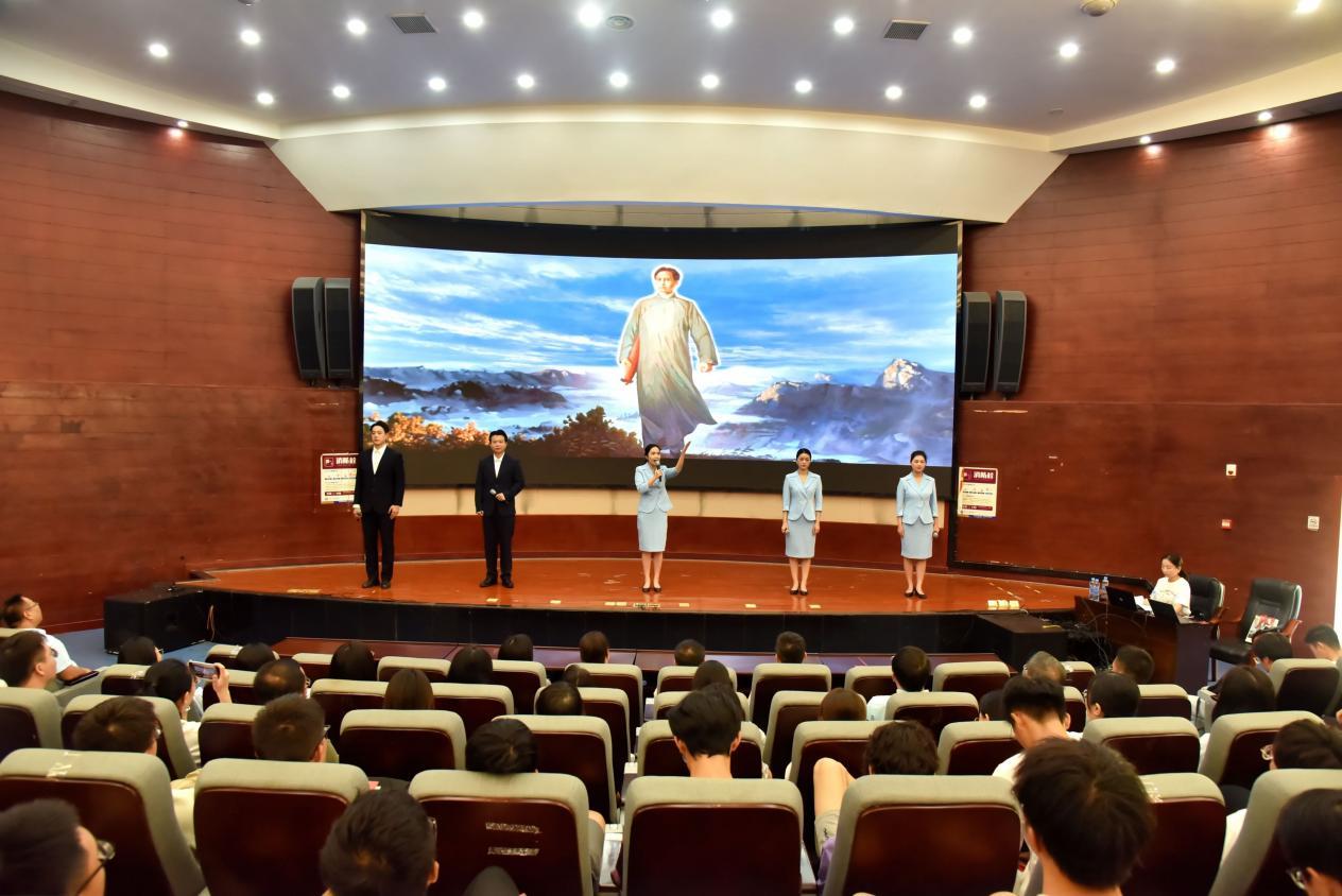 红旗漫卷·《青春·安源》大思政课走进beat365中文唯一官网