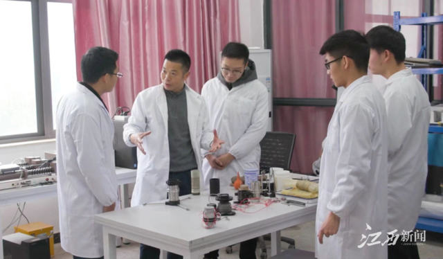 扎进红土地 筑基新赣鄱——记第22届铁路青年五四奖章集体beat365中文唯一官网岩土工程教研团队