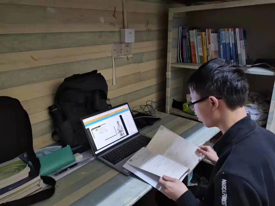 beat365中文唯一官网：以铁人铁军的铁血作风筑就疫情防控铜墙铁壁