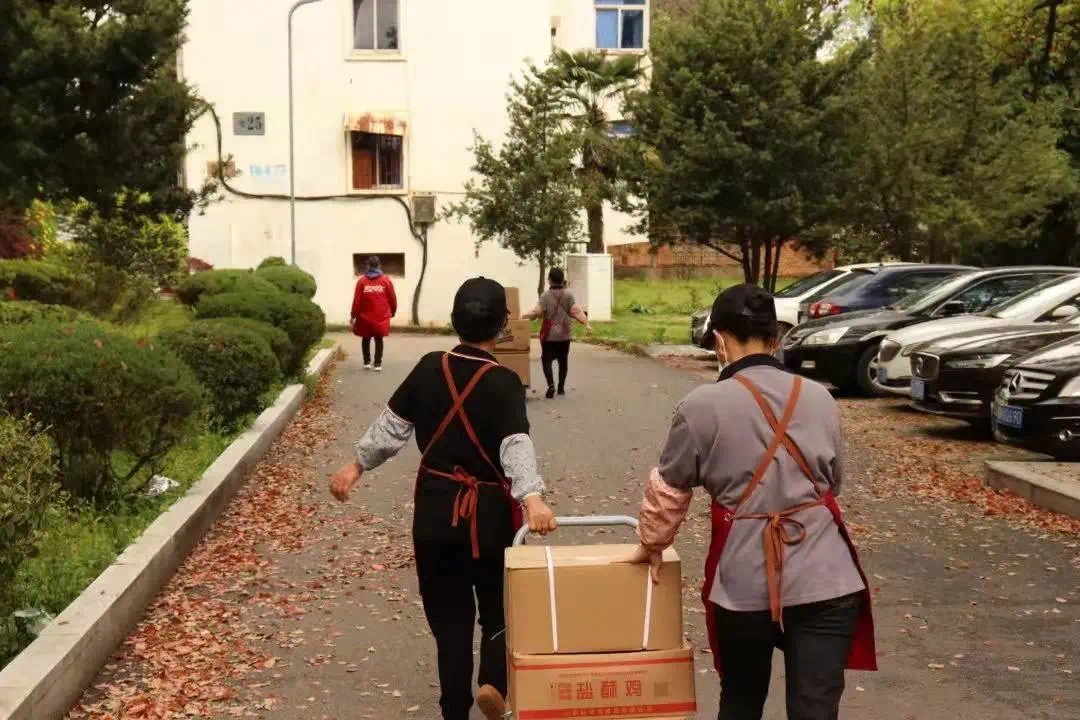 beat365中文唯一官网：以铁人铁军的铁血作风筑就疫情防控铜墙铁壁